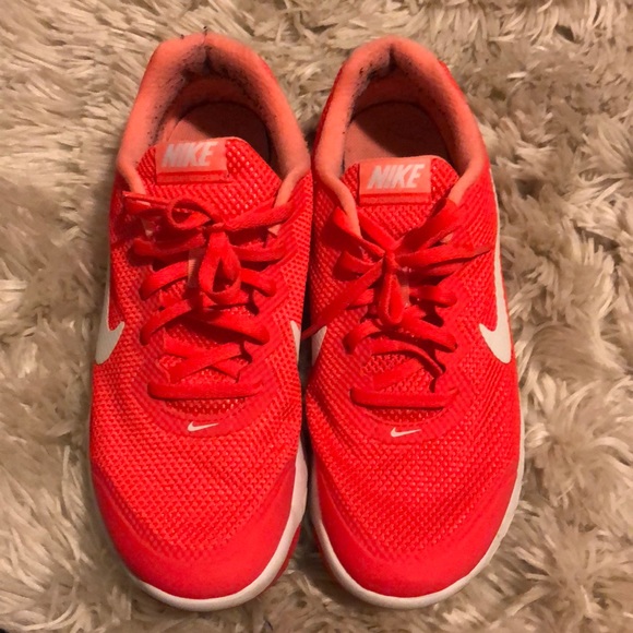 Women’s Nike Flex Experience RN 4 - Picture 4 of 5